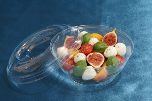 Salátás műanyag tálka 0,4 literes fedéllel együtt (58 Ft/db)