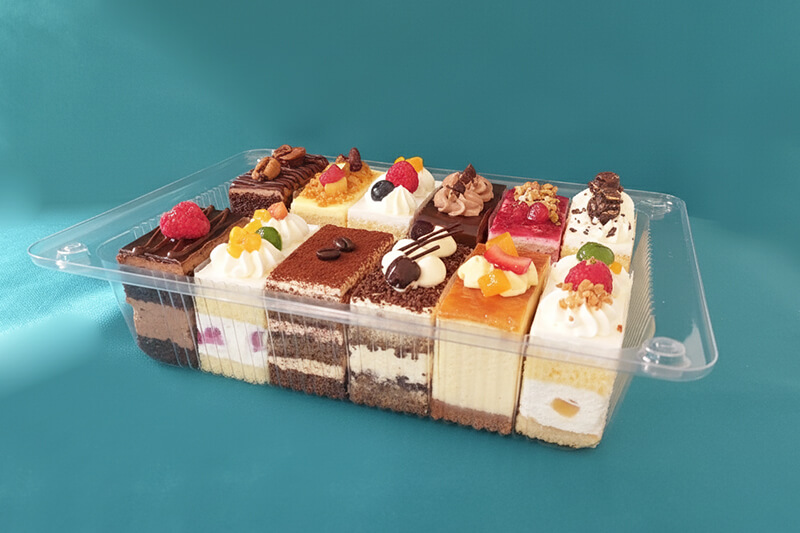 Süteményes műanyag doboz pattintható nagy (57 Ft/db) + választható tetővel